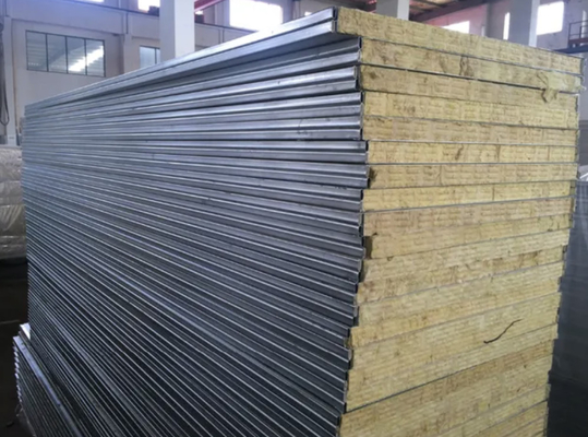 Beli Panel Dinding Kapal Laut Komposit Film Dilapisi Aluminium Honeycomb 40cmx6mm pembuatan online